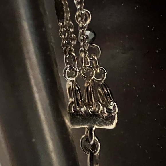 Chloe Isabel 7 way convertible Multi-Layered Necklace blue - Picture 10 of 10